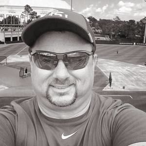 Meet your Posher, Wayne